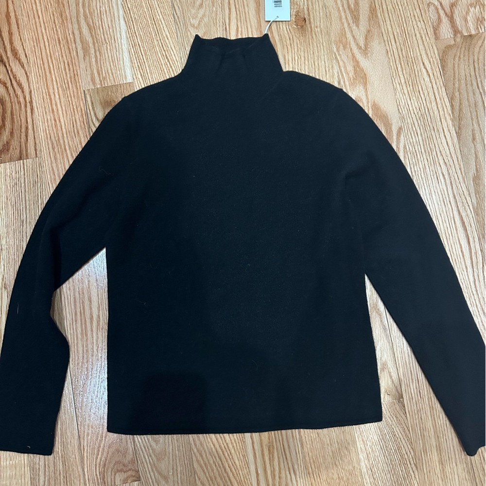 Vince Black Women’s Turtleneck Sweater, Size Small NWT